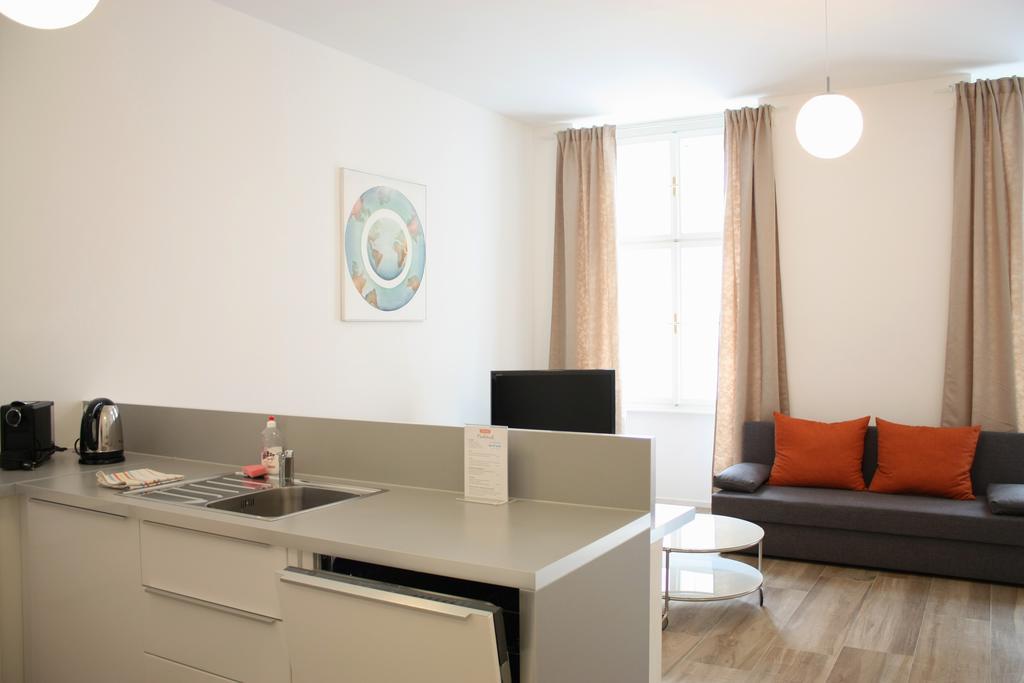 Govienna Luxury Oldtown Apartment Room photo
